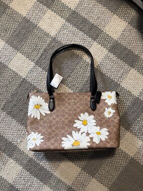Coach Tote